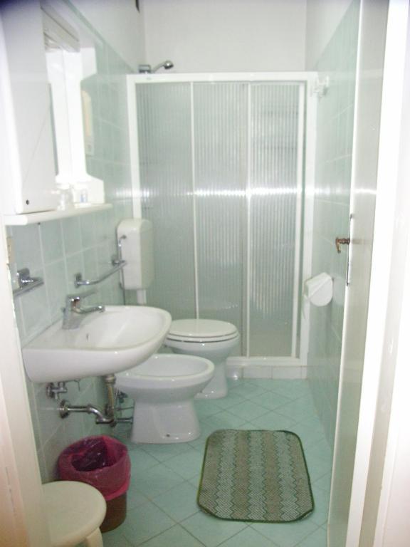 Hotel Midy Viareggio Rum bild