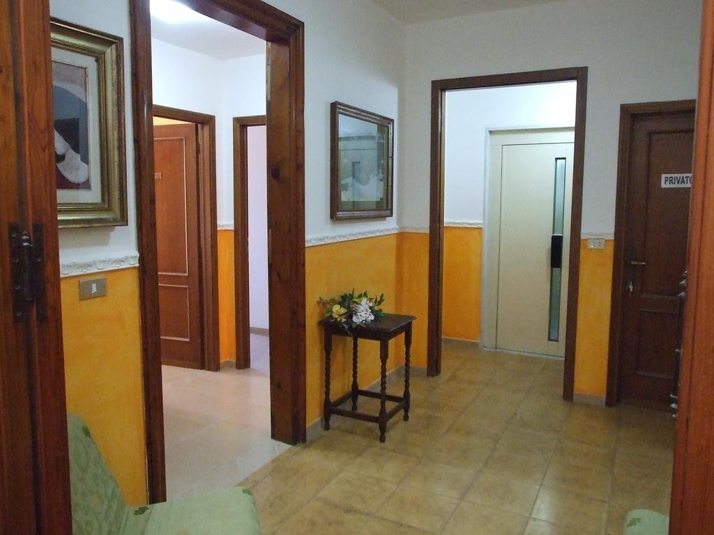 Hotel Midy Viareggio Exteriör bild